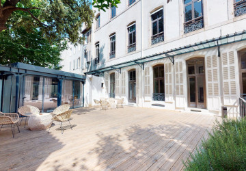 louer une salle de reunion ou formation avec terrasse a marseille